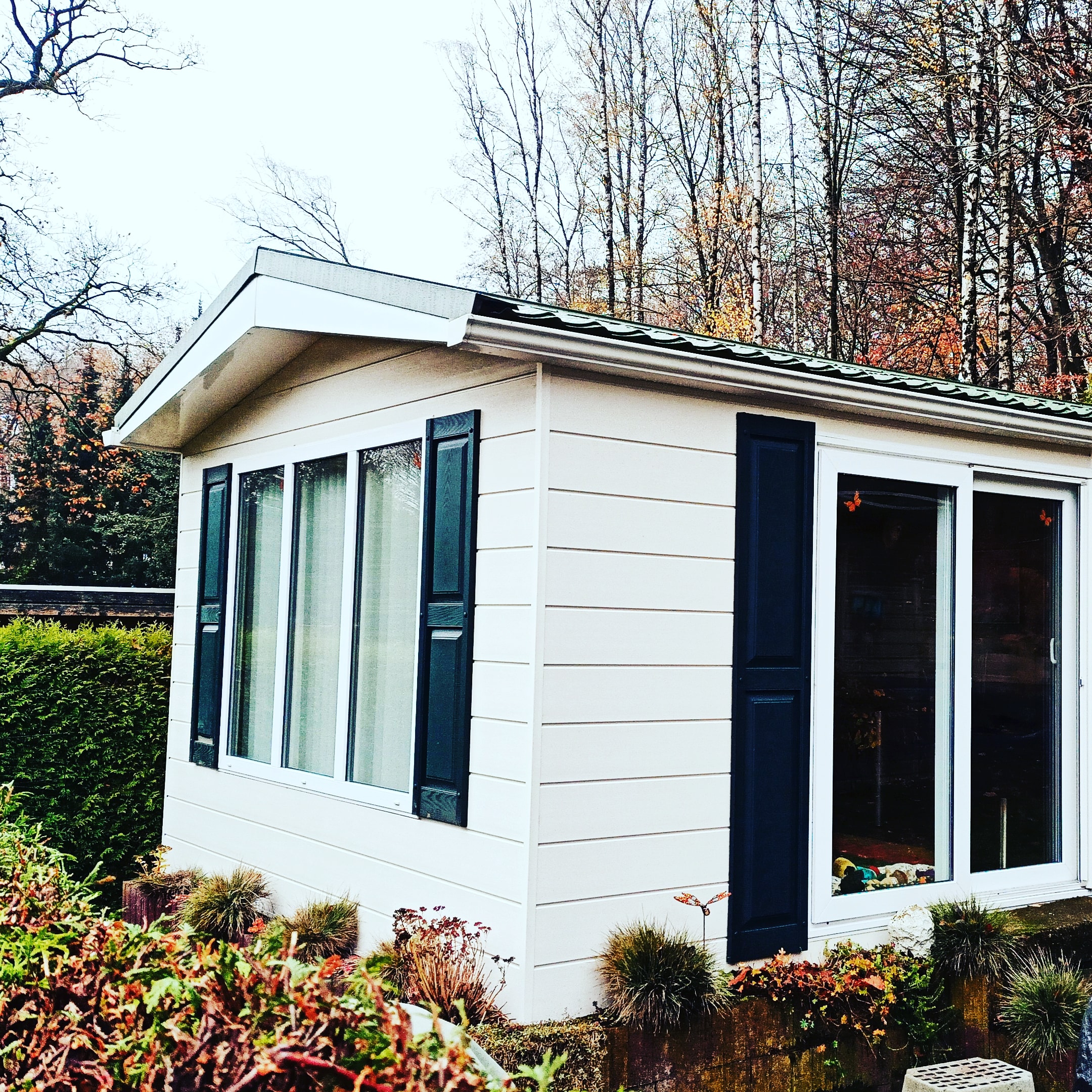 Canexel vervangen voor Duafort (1) Chalet waarvan het canexel is vervangen voor Duafort kunststof
